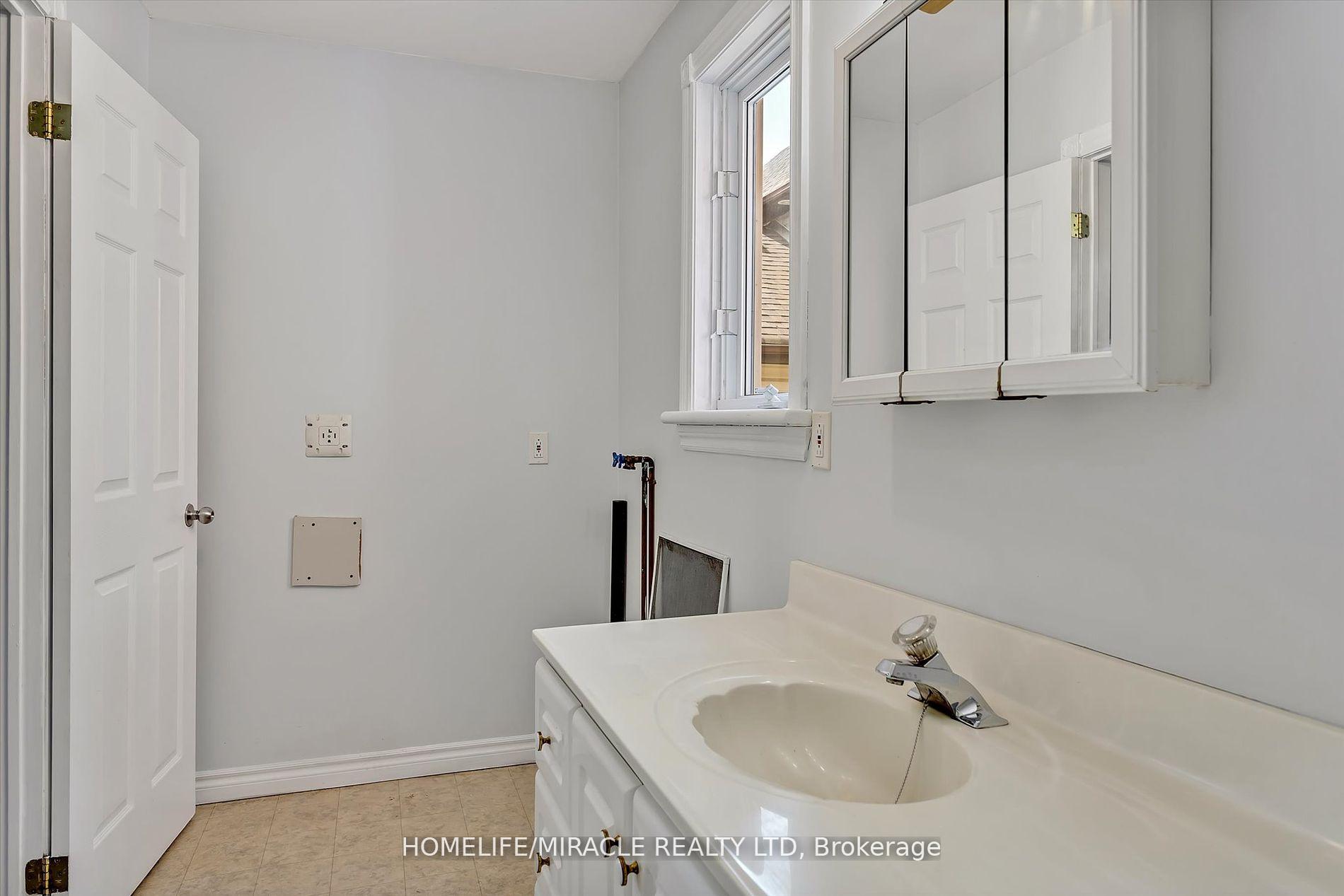 Photo 20 of 966 Monaghan Road, Peterborough, Town Ward 3 — HOMEH