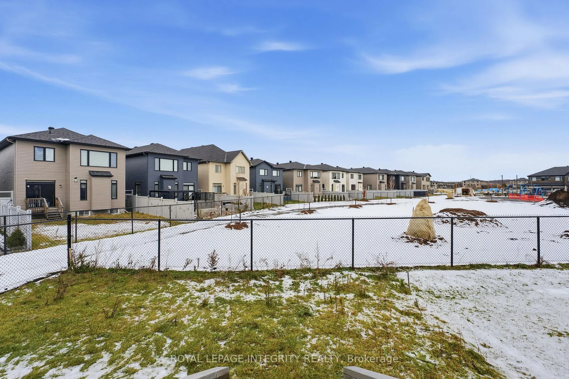 Photo 34 of 352 Monticello Avenue, Ottawa, Kanata - Emerald Meadows/Trailwest — HOMEH