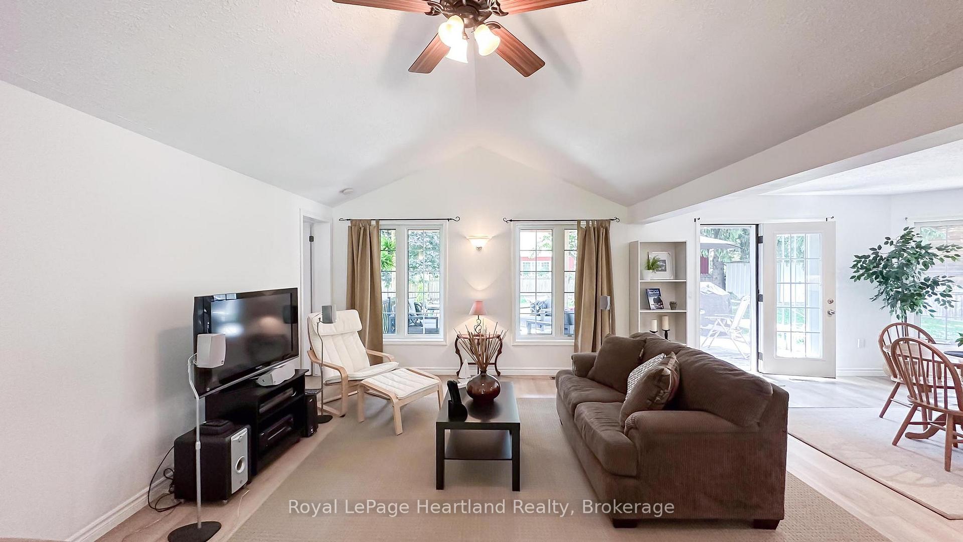 Photo 12 of 11 William Street, Bluewater, Bayfield — HOMEH