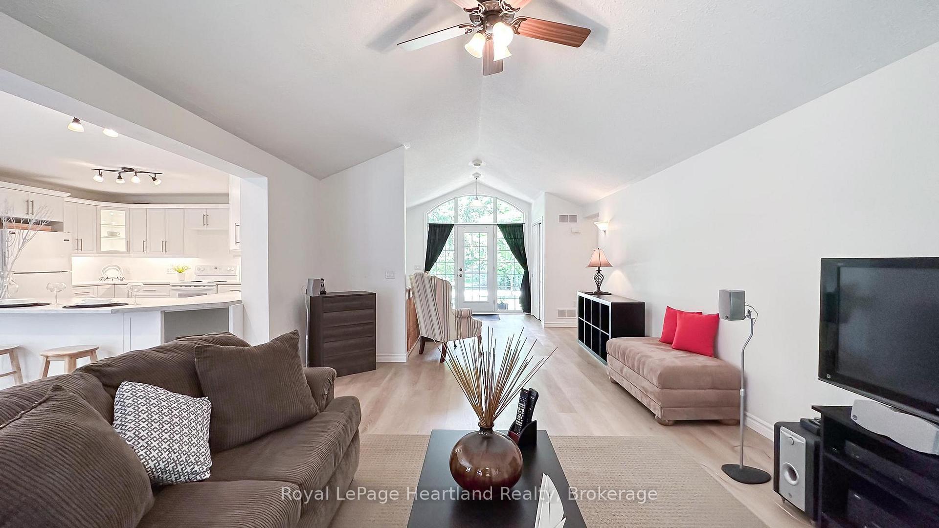 Photo 15 of 11 William Street, Bluewater, Bayfield — HOMEH