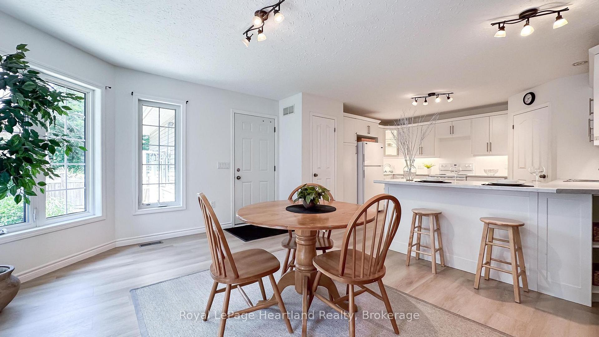 Photo 19 of 11 William Street, Bluewater, Bayfield — HOMEH