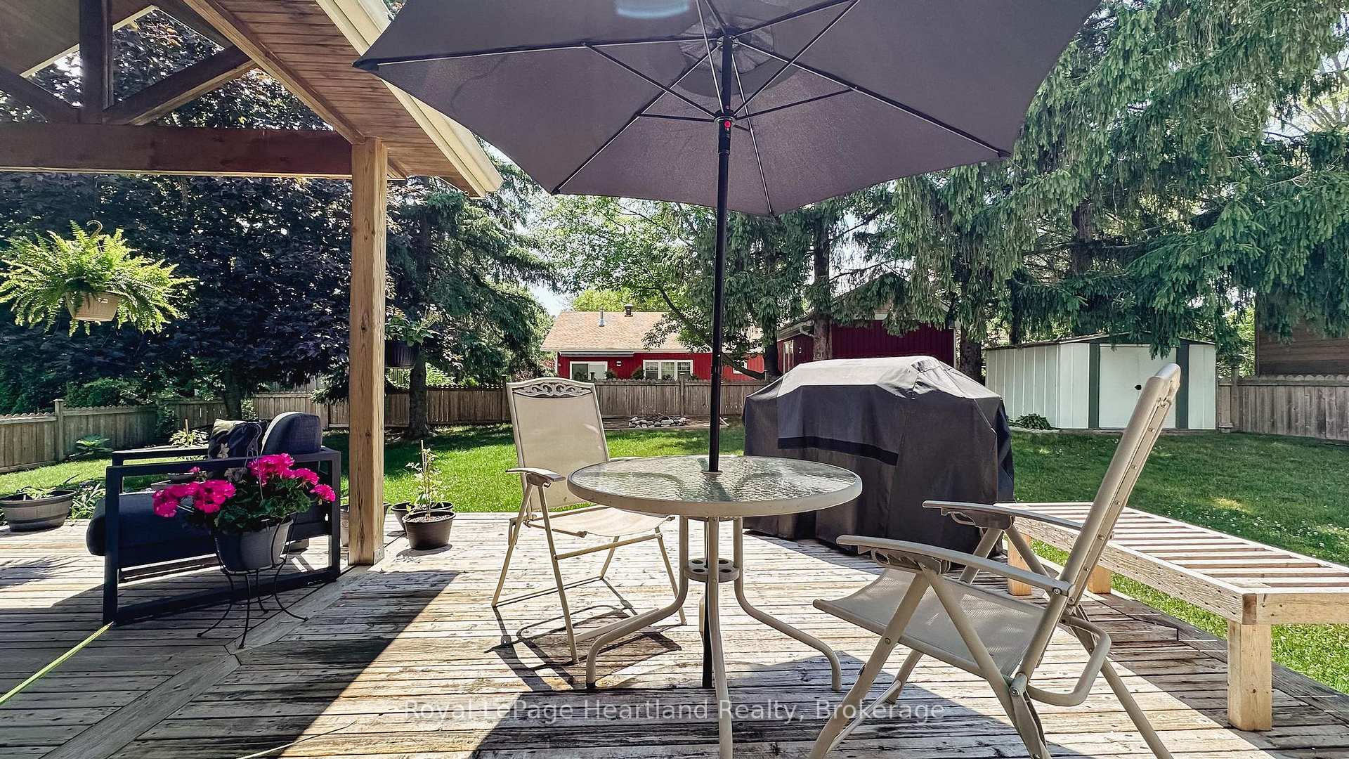 Photo 39 of 11 William Street, Bluewater, Bayfield — HOMEH