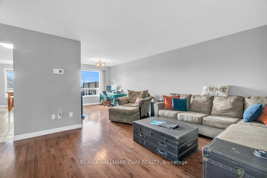 Photo 6 of 3 Davison Drive, Guelph, Grange Road — HOMEH