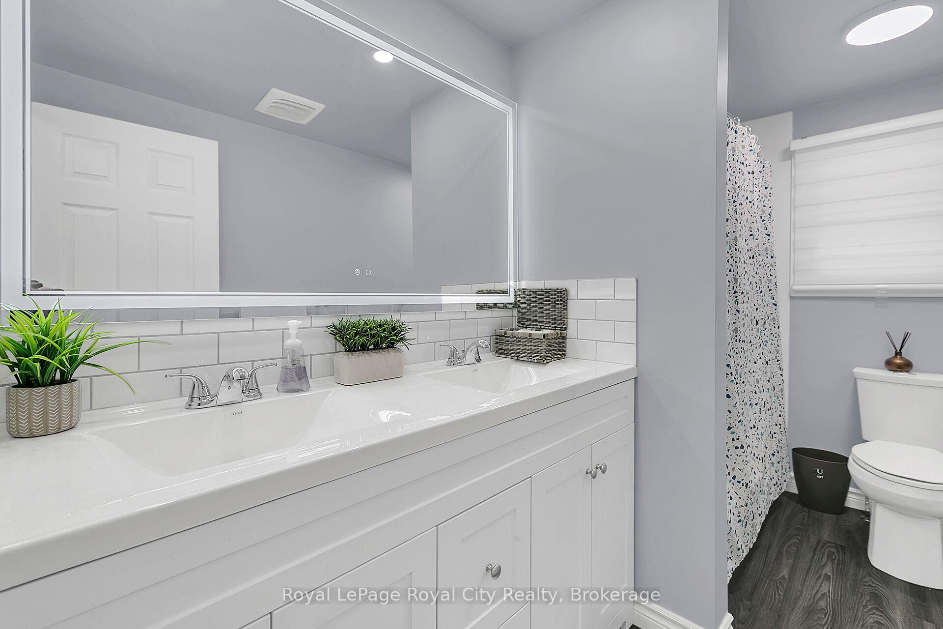 Photo 20 of 19 Burton Road, Guelph, Willow West/Sugarbush/West Acres — HOMEH