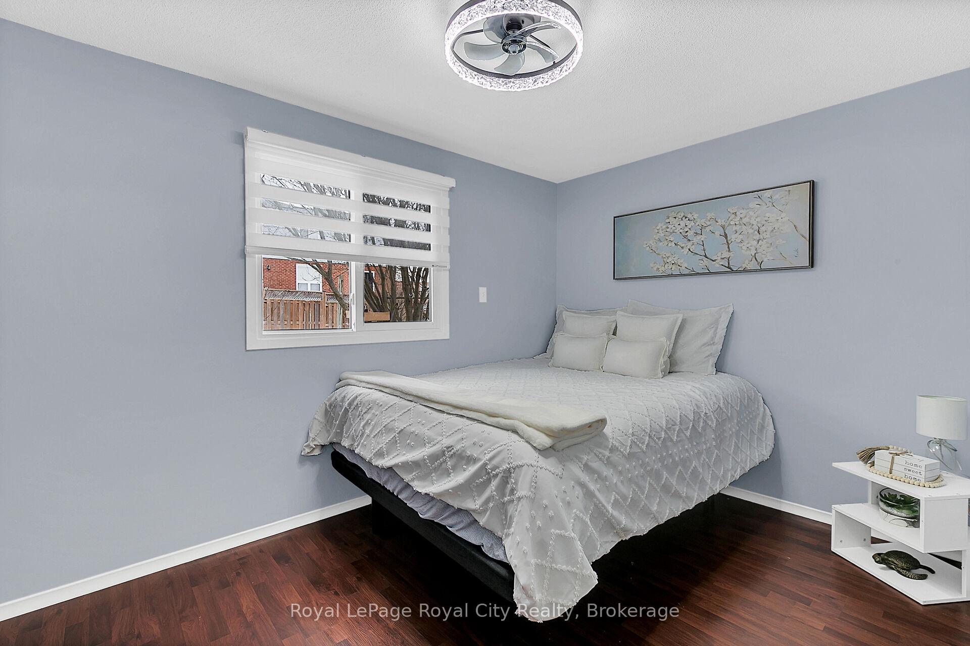 Photo 25 of 19 Burton Road, Guelph, Willow West/Sugarbush/West Acres — HOMEH
