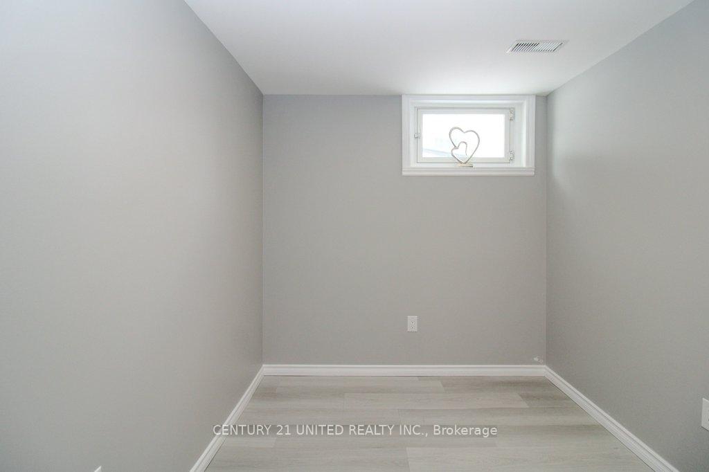 Photo 19 of 251 Mcgill Street, Peterborough, Otonabee Ward 1 — HOMEH