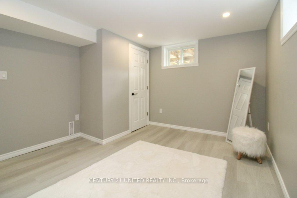 Photo 21 of 251 Mcgill Street, Peterborough, Otonabee Ward 1 — HOMEH