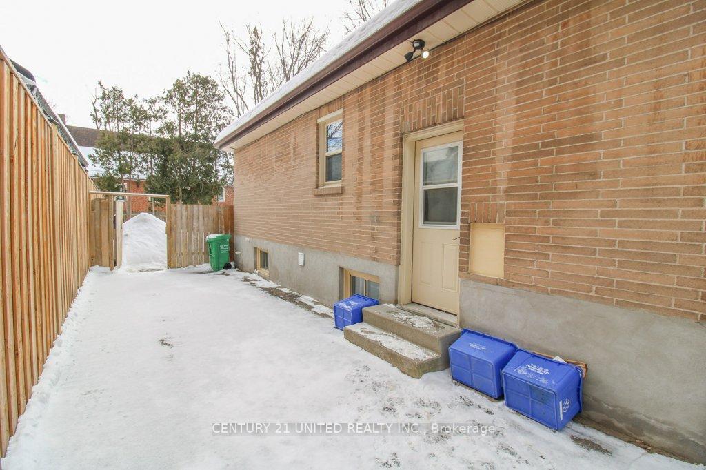 Photo 23 of 251 Mcgill Street, Peterborough, Otonabee Ward 1 — HOMEH