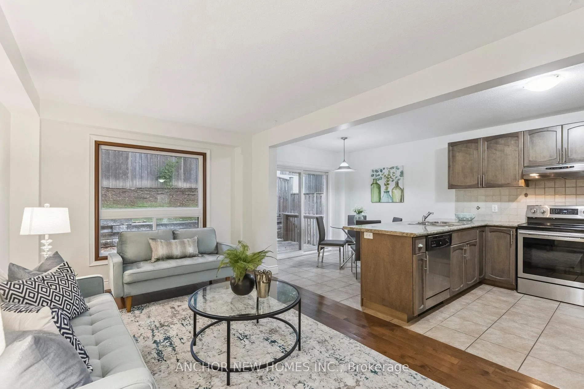 Photo 12 of 154 Kemp Crescent, Guelph, Grange Road — HOMEH