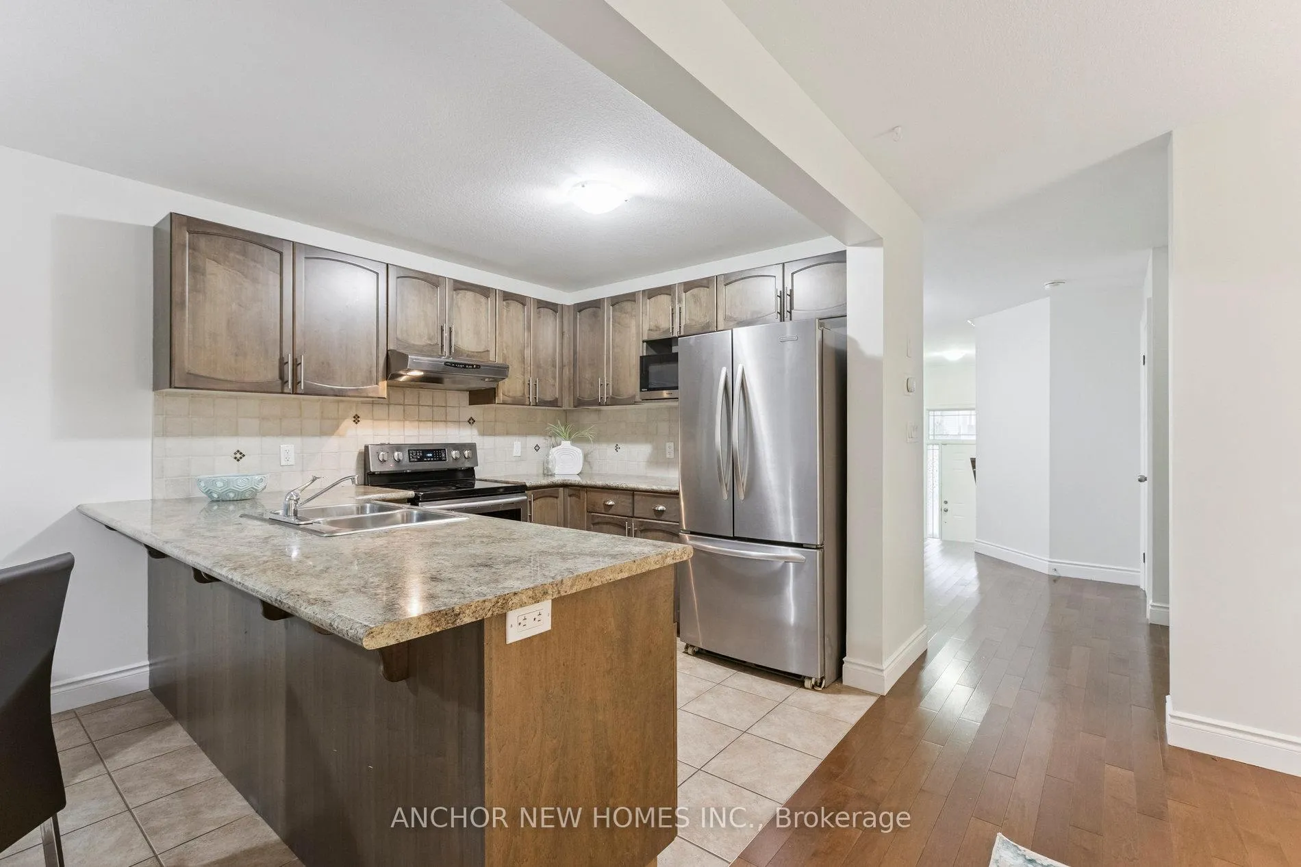 Photo 14 of 154 Kemp Crescent, Guelph, Grange Road — HOMEH
