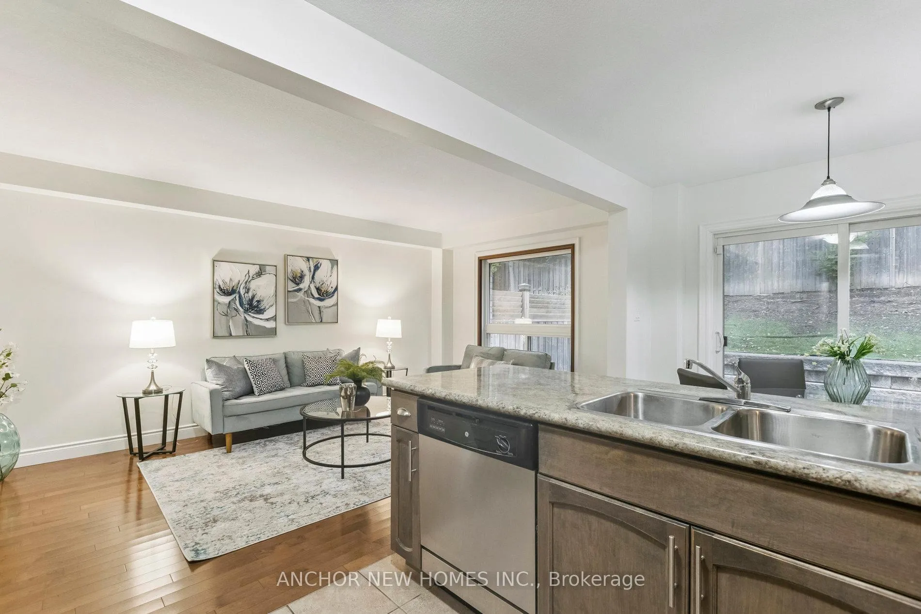 Photo 18 of 154 Kemp Crescent, Guelph, Grange Road — HOMEH