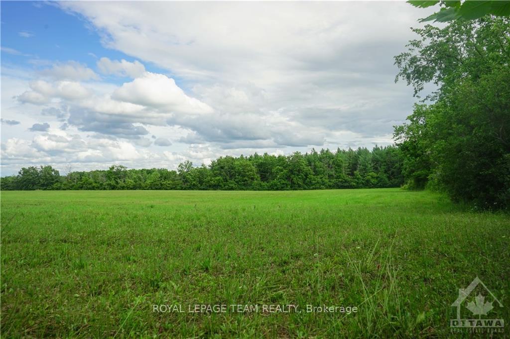 Photo 1 of 8520 Victoria Street, Ottawa, Metcalfe — HOMEH