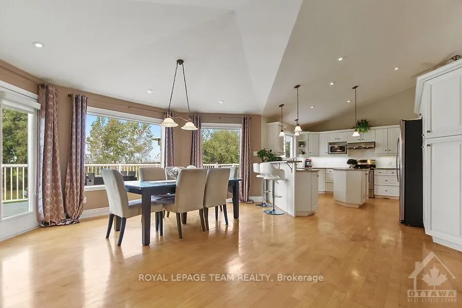 Photo 7 of 5705 Lombardy Drive, Ottawa, Osgoode — HOMEH