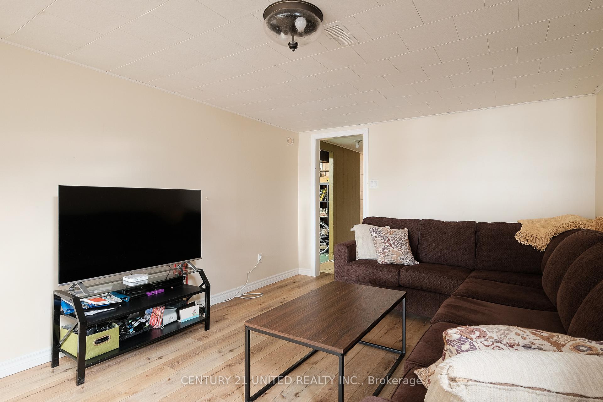 Photo 18 of 569 River Road S, Peterborough, Ashburnham Ward 4 — HOMEH