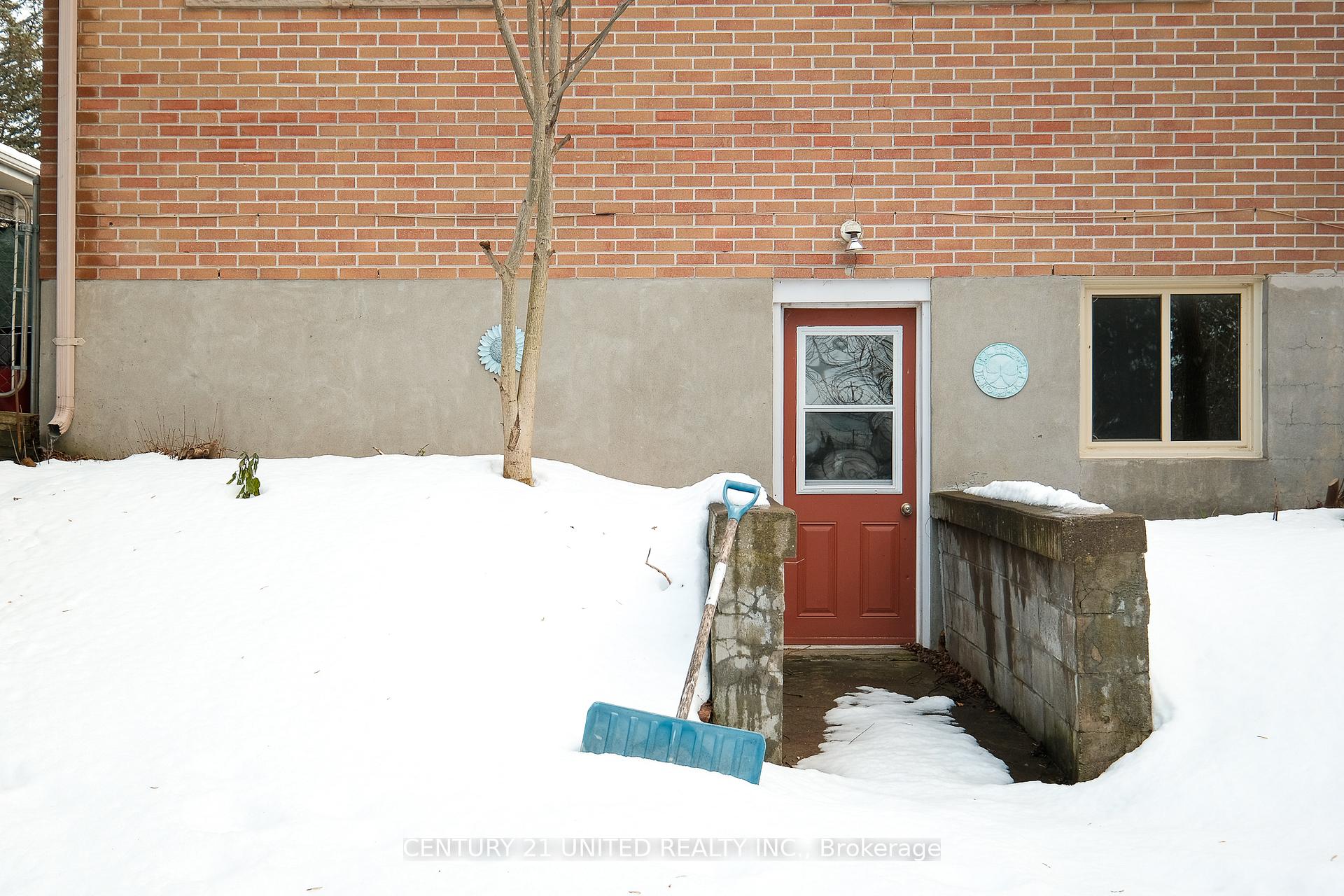 Photo 25 of 569 River Road S, Peterborough, Ashburnham Ward 4 — HOMEH