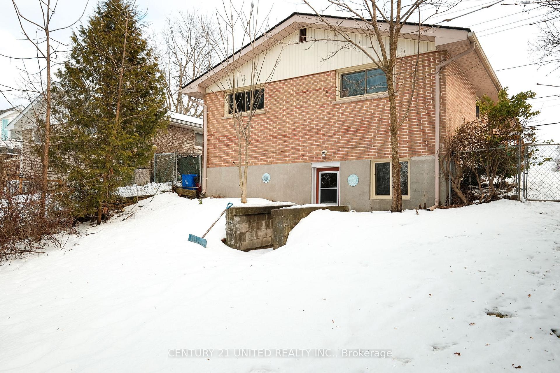 Photo 26 of 569 River Road S, Peterborough, Ashburnham Ward 4 — HOMEH