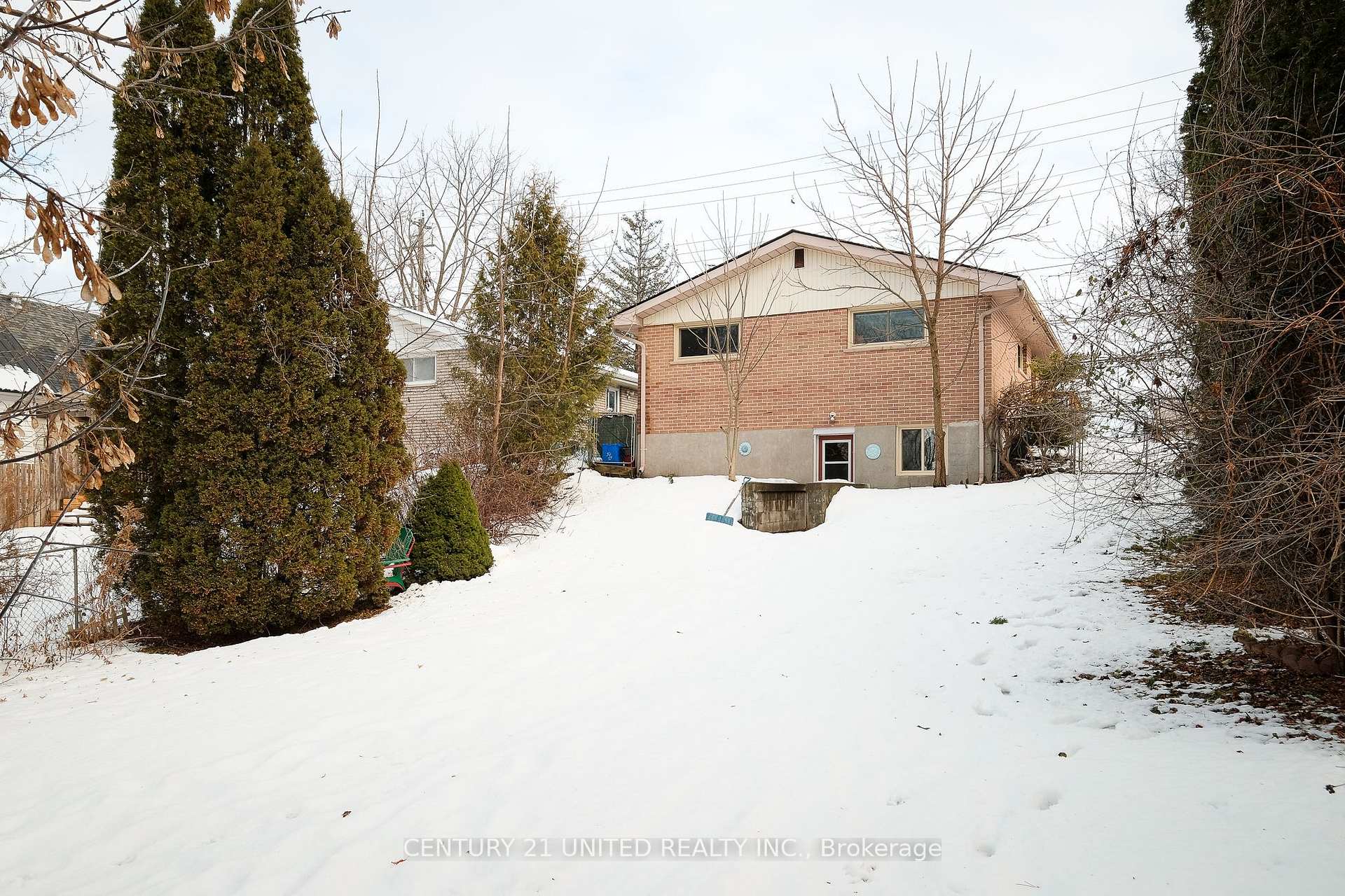 Photo 27 of 569 River Road S, Peterborough, Ashburnham Ward 4 — HOMEH