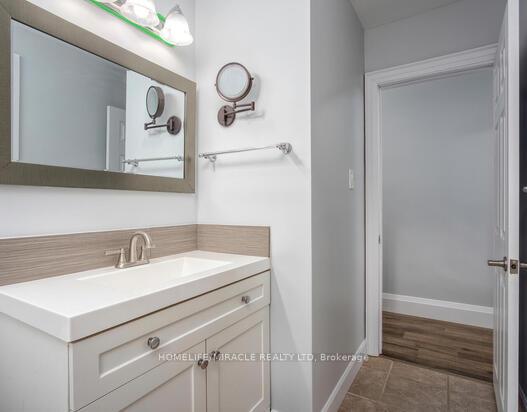 Photo 23 of 53 Freeman Avenue, Guelph, Riverside Park — HOMEH