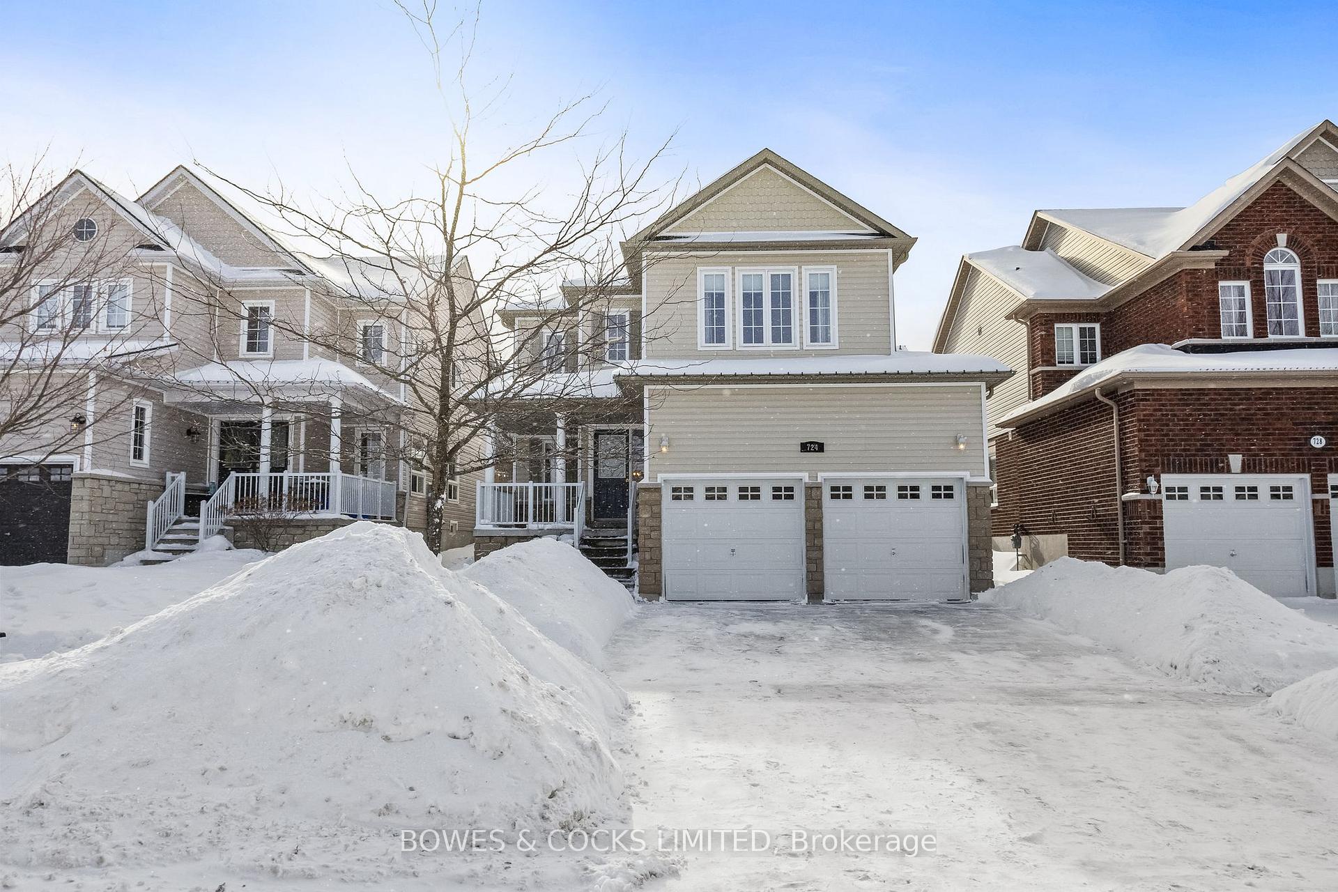 Photo 1 of 724 Tully Crescent, Peterborough, Monaghan Ward 2 — HOMEH