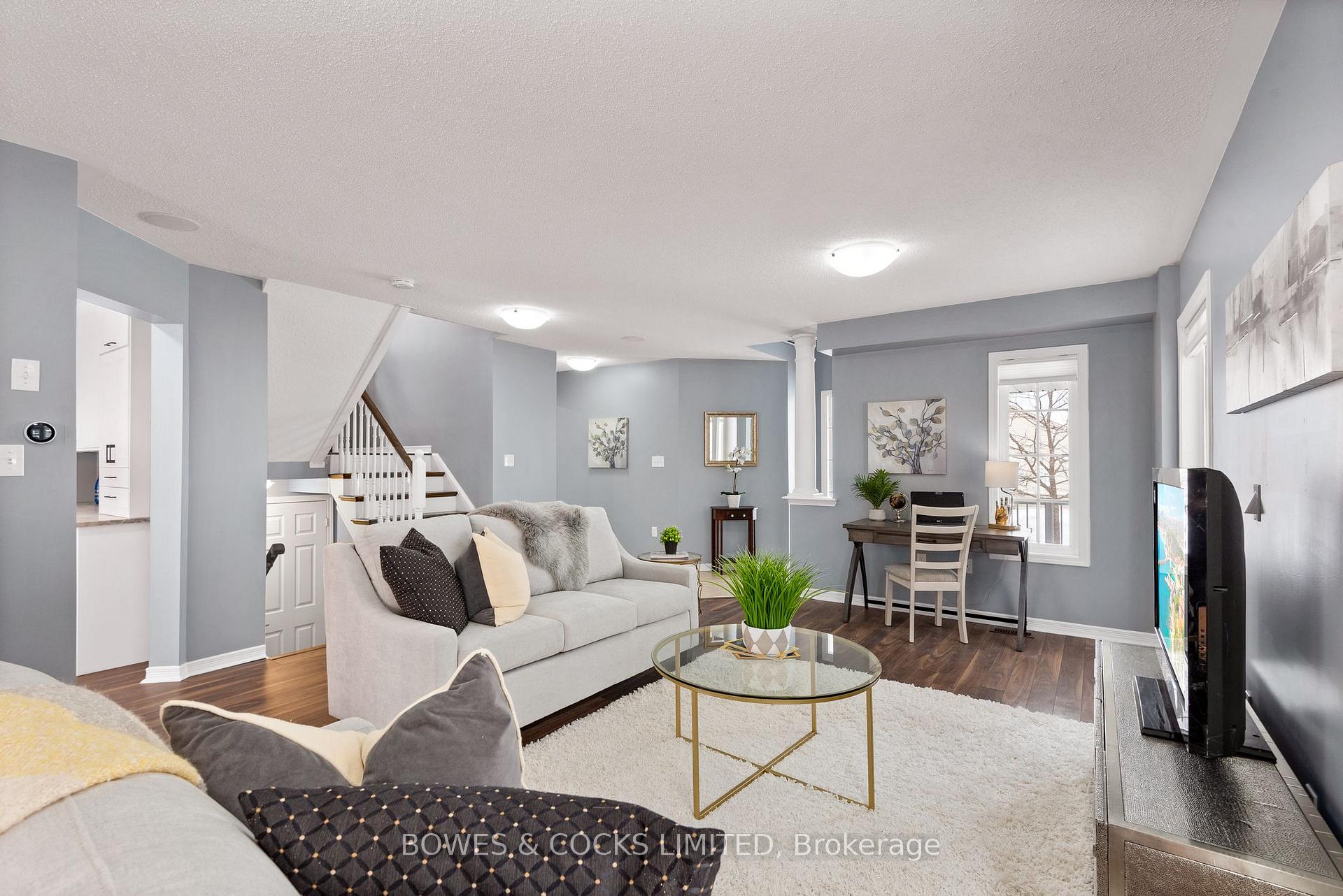 Photo 8 of 724 Tully Crescent, Peterborough, Monaghan Ward 2 — HOMEH