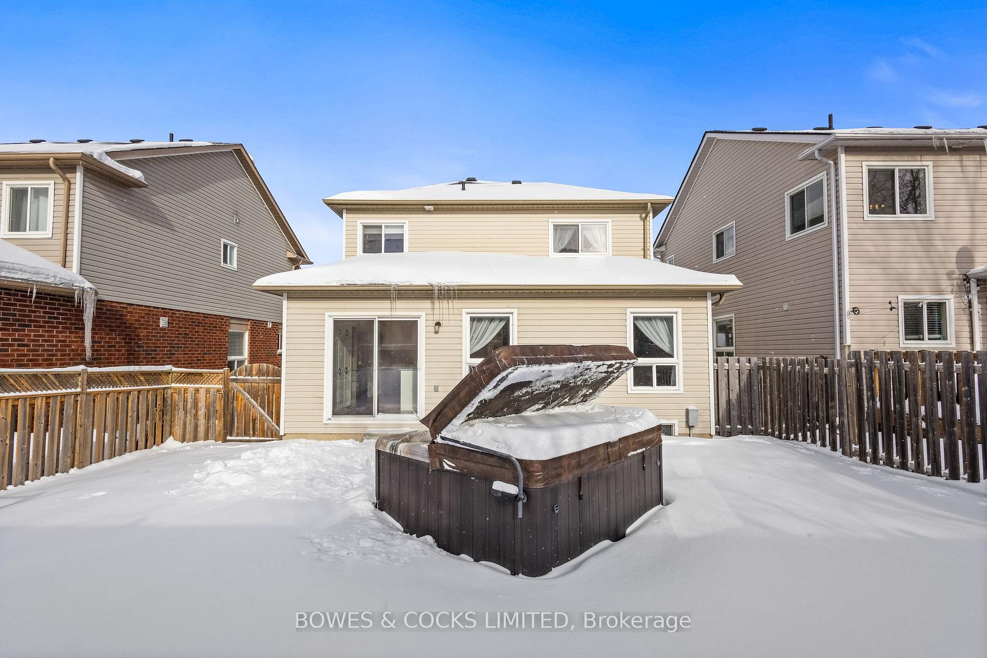 Photo 35 of 724 Tully Crescent, Peterborough, Monaghan Ward 2 — HOMEH