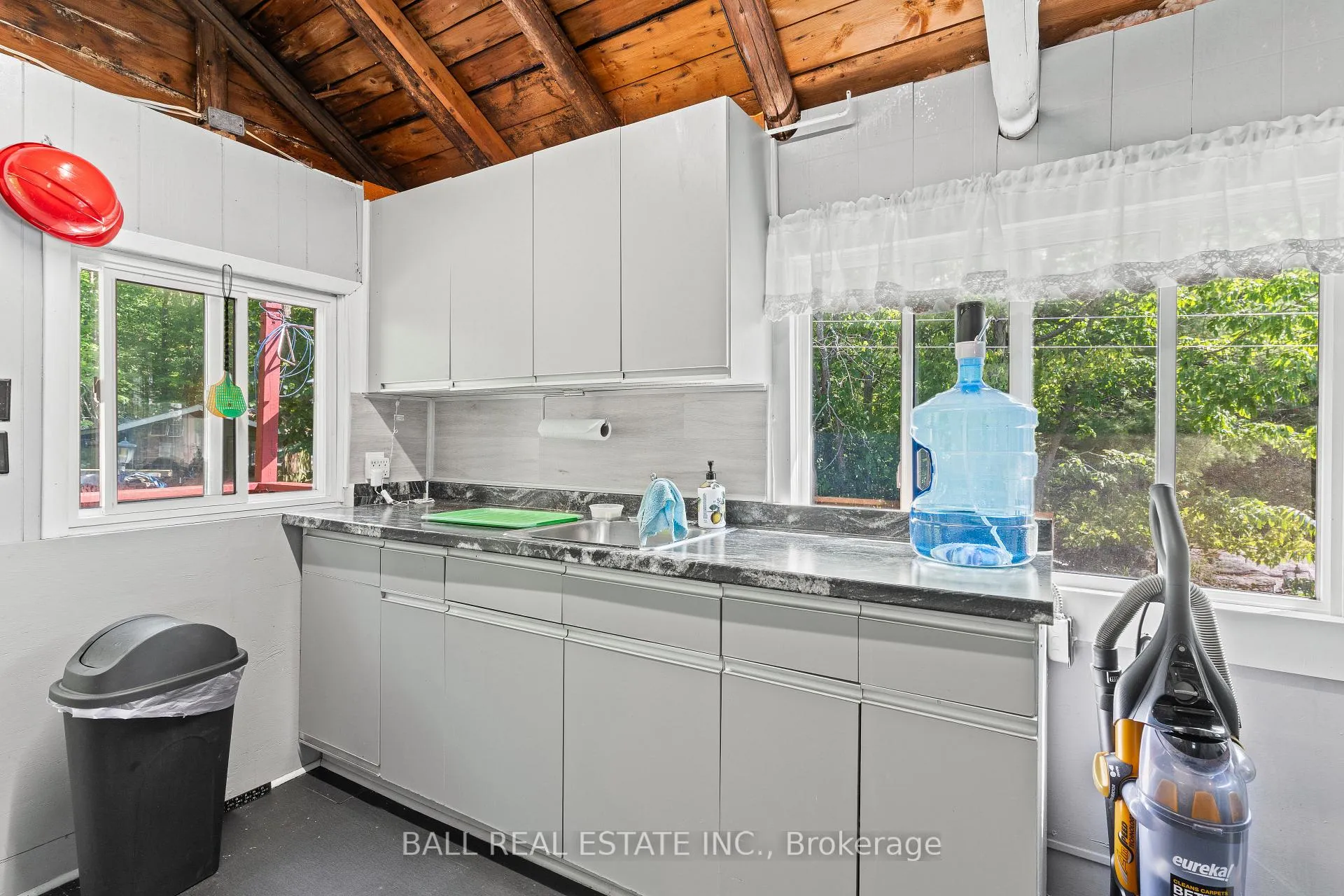 Photo 9 of 1017 Ewles Drive, Minden Hills, Lutterworth — HOMEH