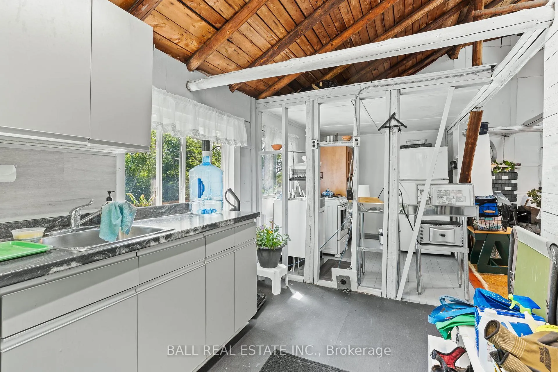 Photo 10 of 1017 Ewles Drive, Minden Hills, Lutterworth — HOMEH