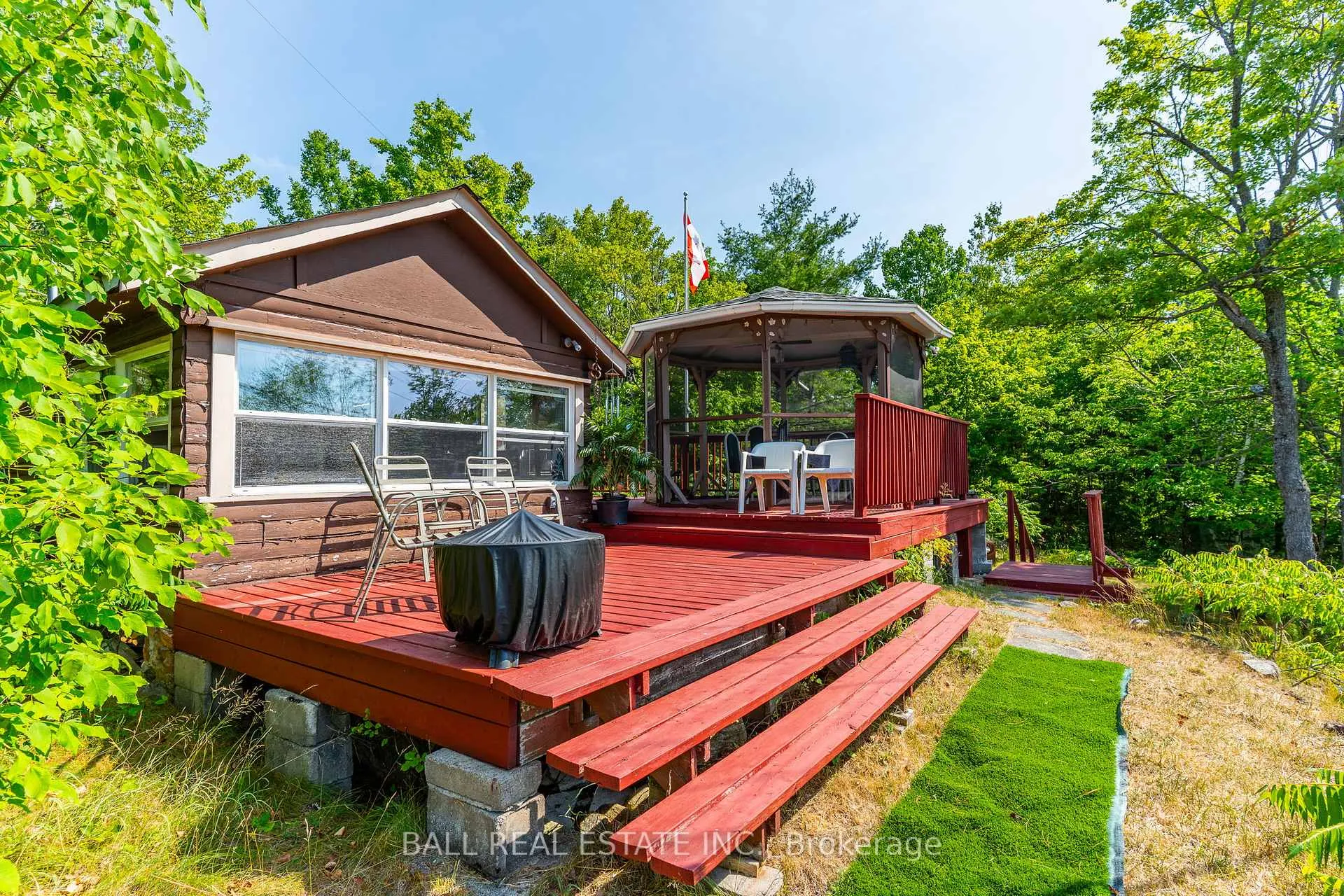 Photo 28 of 1017 Ewles Drive, Minden Hills, Lutterworth — HOMEH