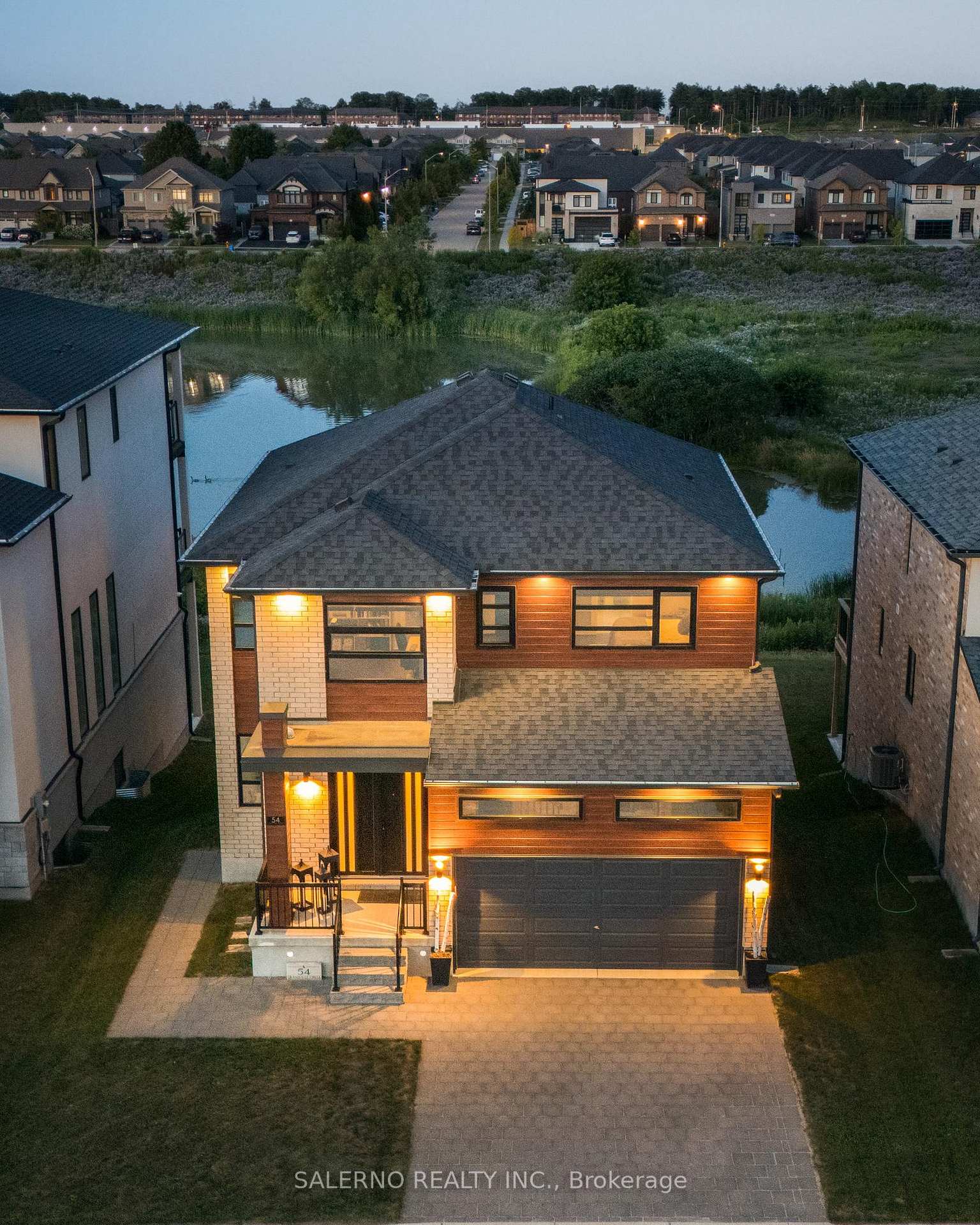 Photo 9 of 54 Grandville Circle, Brant, Paris — HOMEH