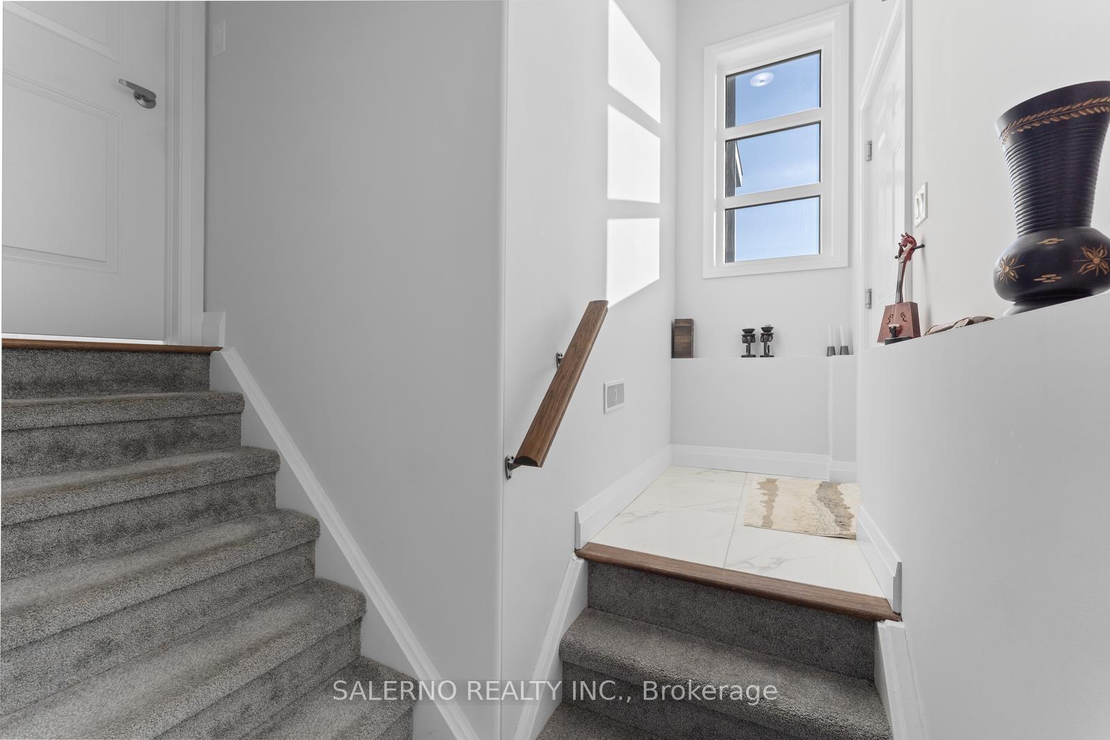 Photo 31 of 54 Grandville Circle, Brant, Paris — HOMEH