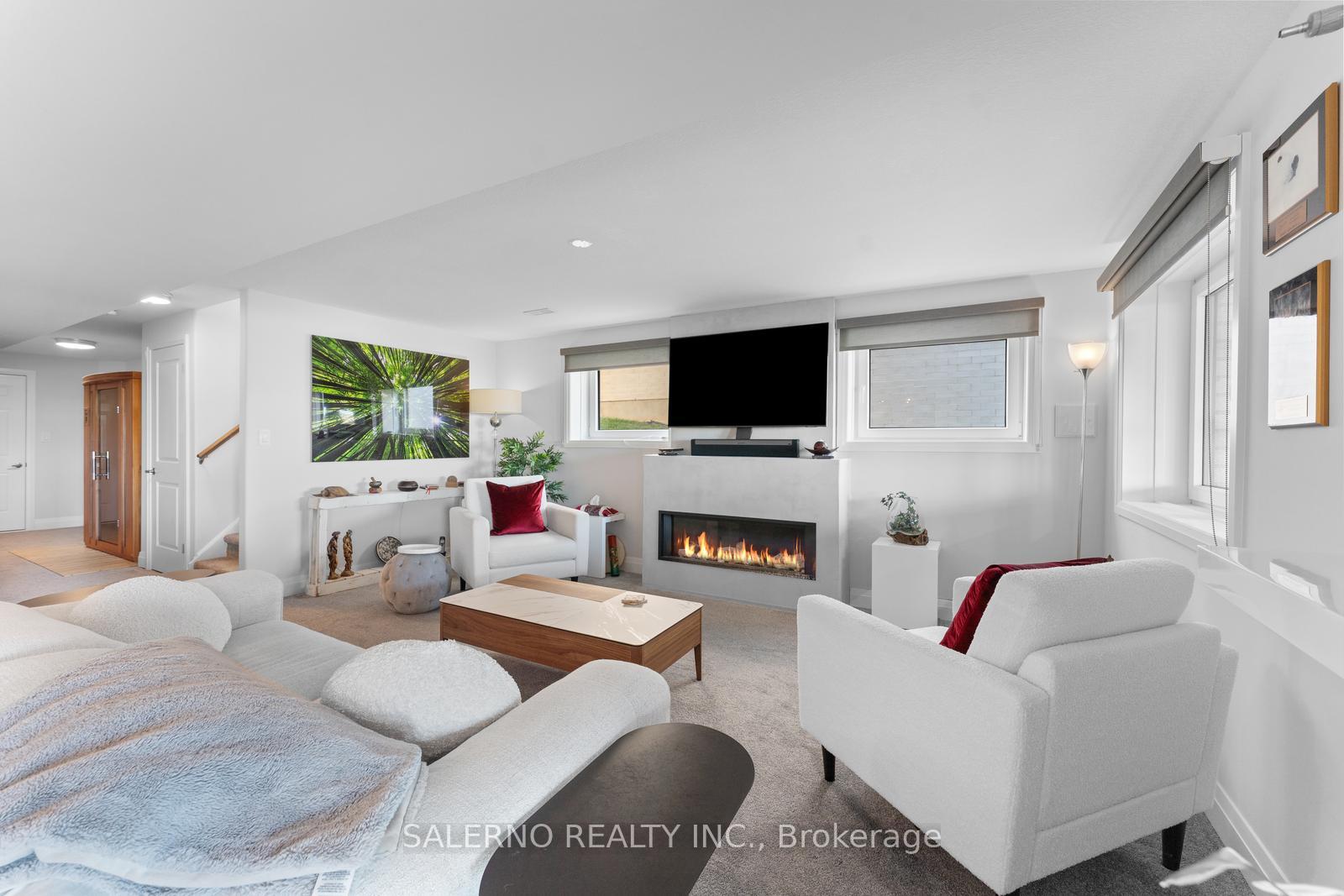 Photo 36 of 54 Grandville Circle, Brant, Paris — HOMEH