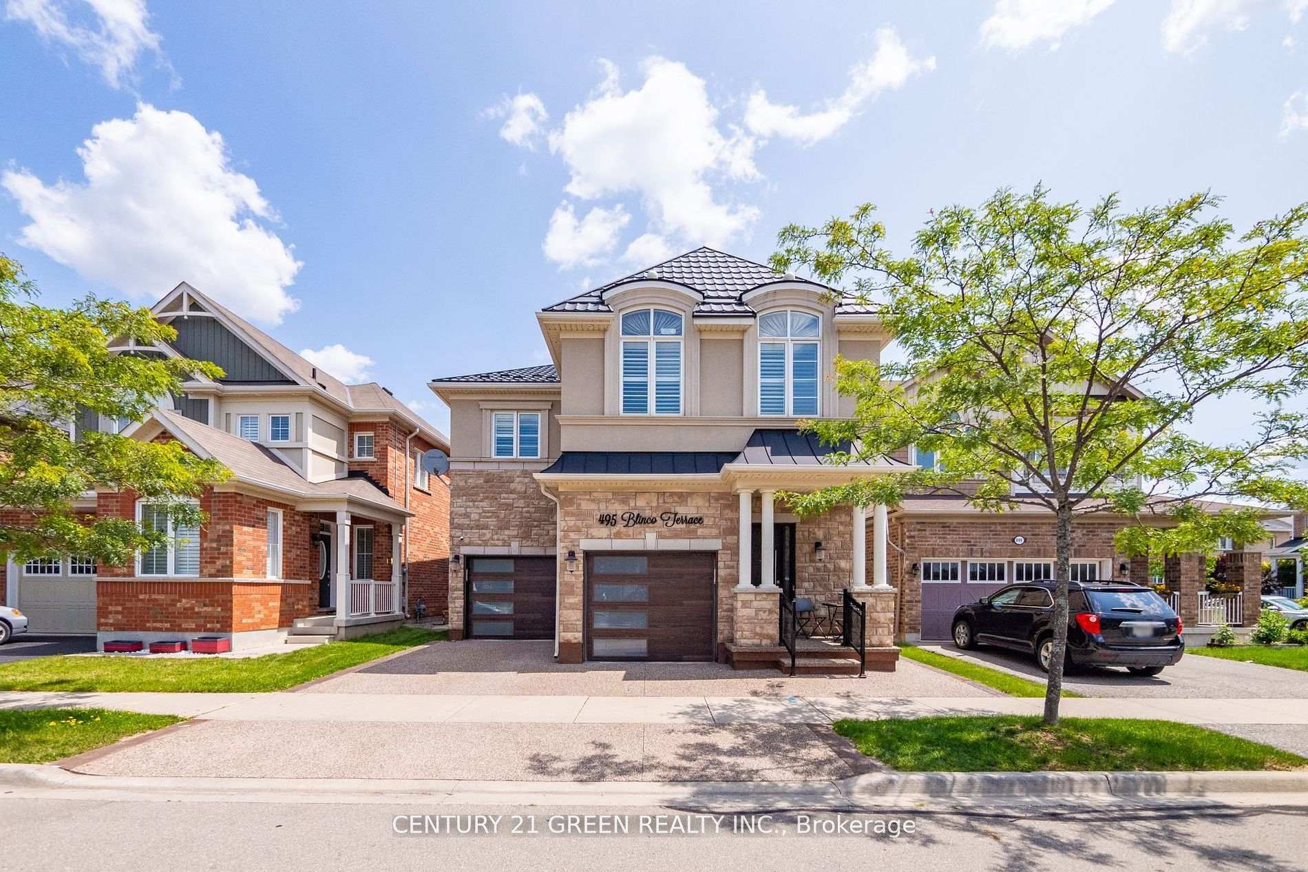Front of 495 Blinco Terrace