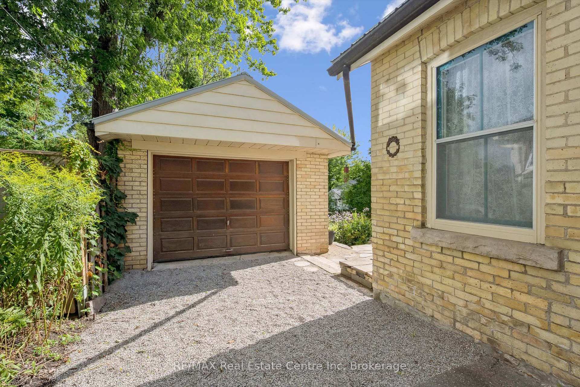 Photo 2 of 123 Dufferin Street, Guelph, Exhibition Park — HOMEH