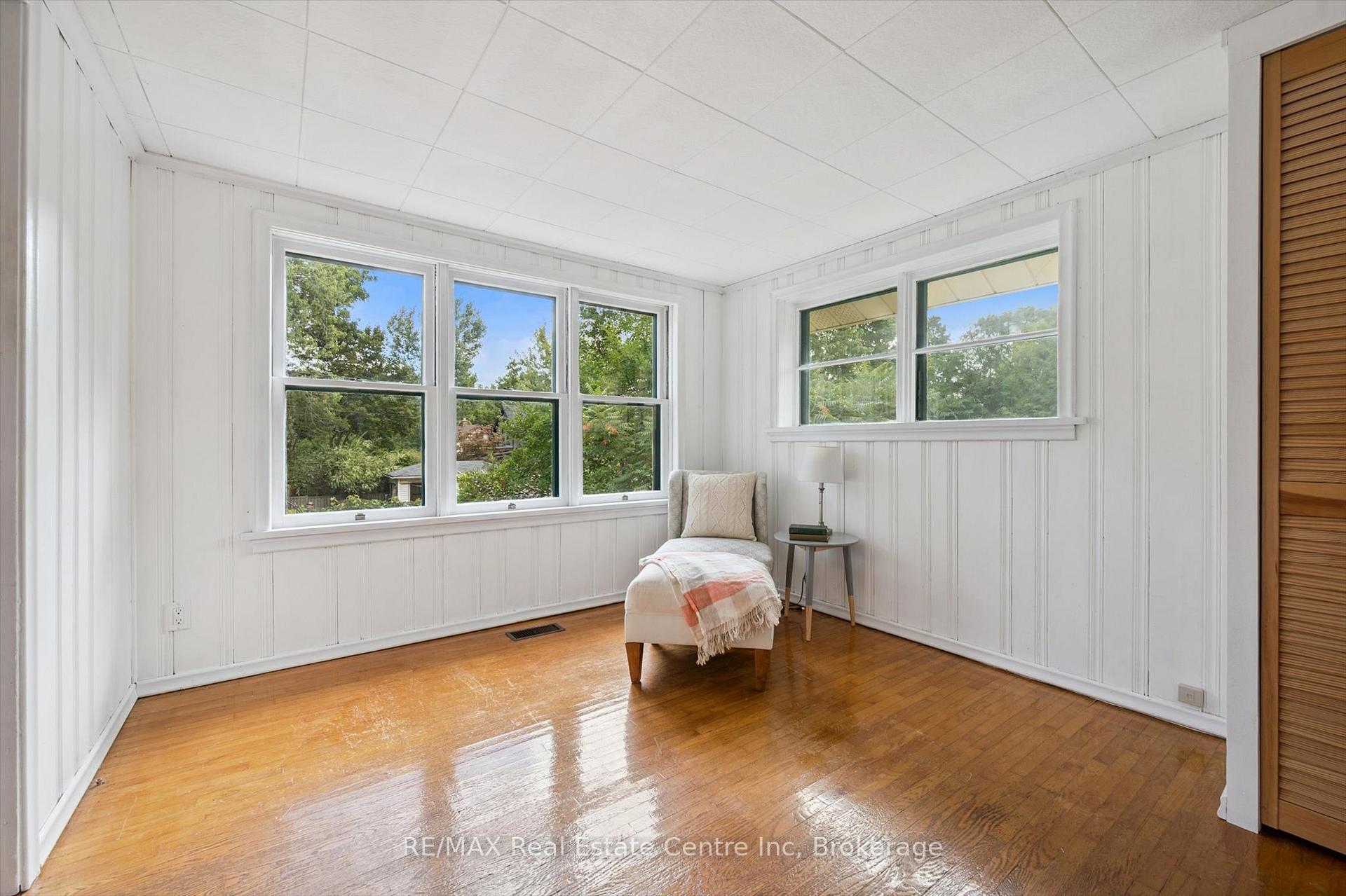 Photo 10 of 123 Dufferin Street, Guelph, Exhibition Park — HOMEH