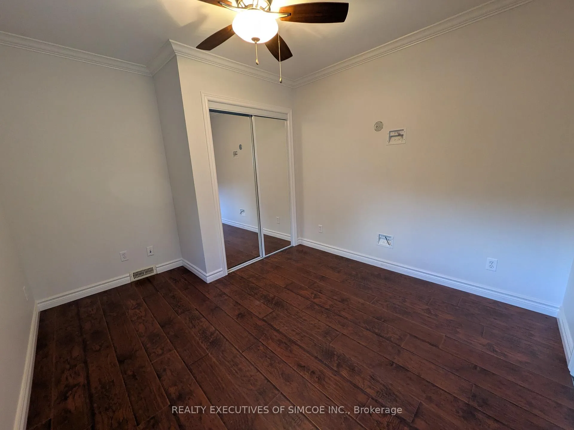 Photo 27 of 127 Innisfil Street, Barrie, Sanford — HOMEH