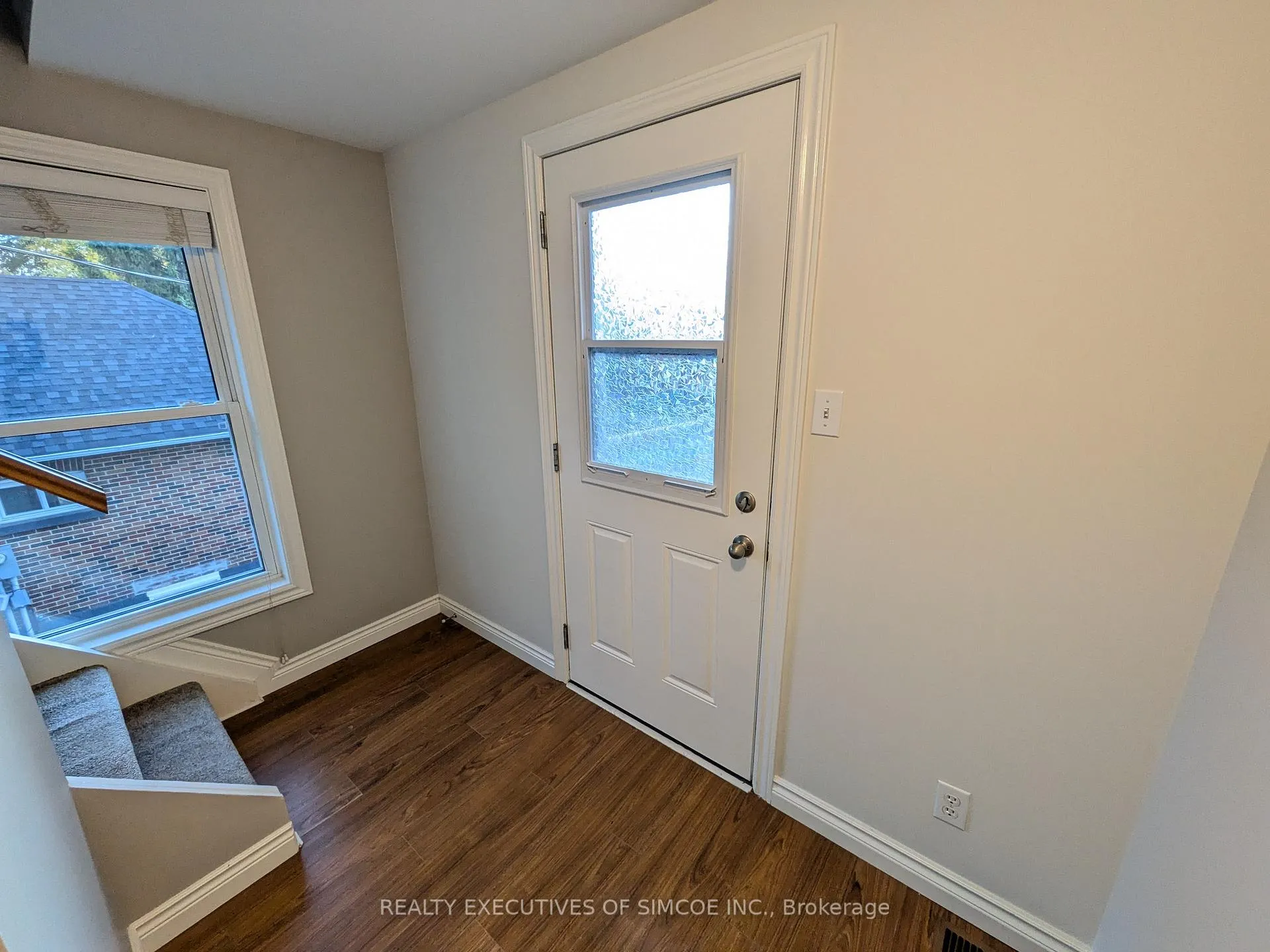 Photo 45 of 127 Innisfil Street, Barrie, Sanford — HOMEH