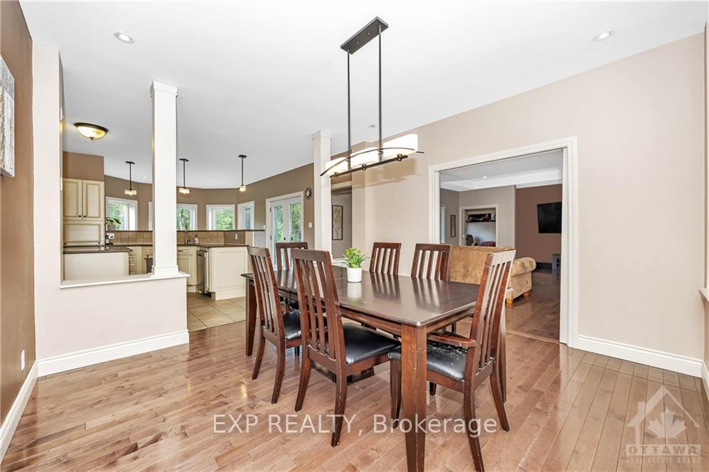 Photo 4 of 8121 Adam Baker Way, Ottawa, Osgoode Twp North of Reg Rd 6 — HOMEH
