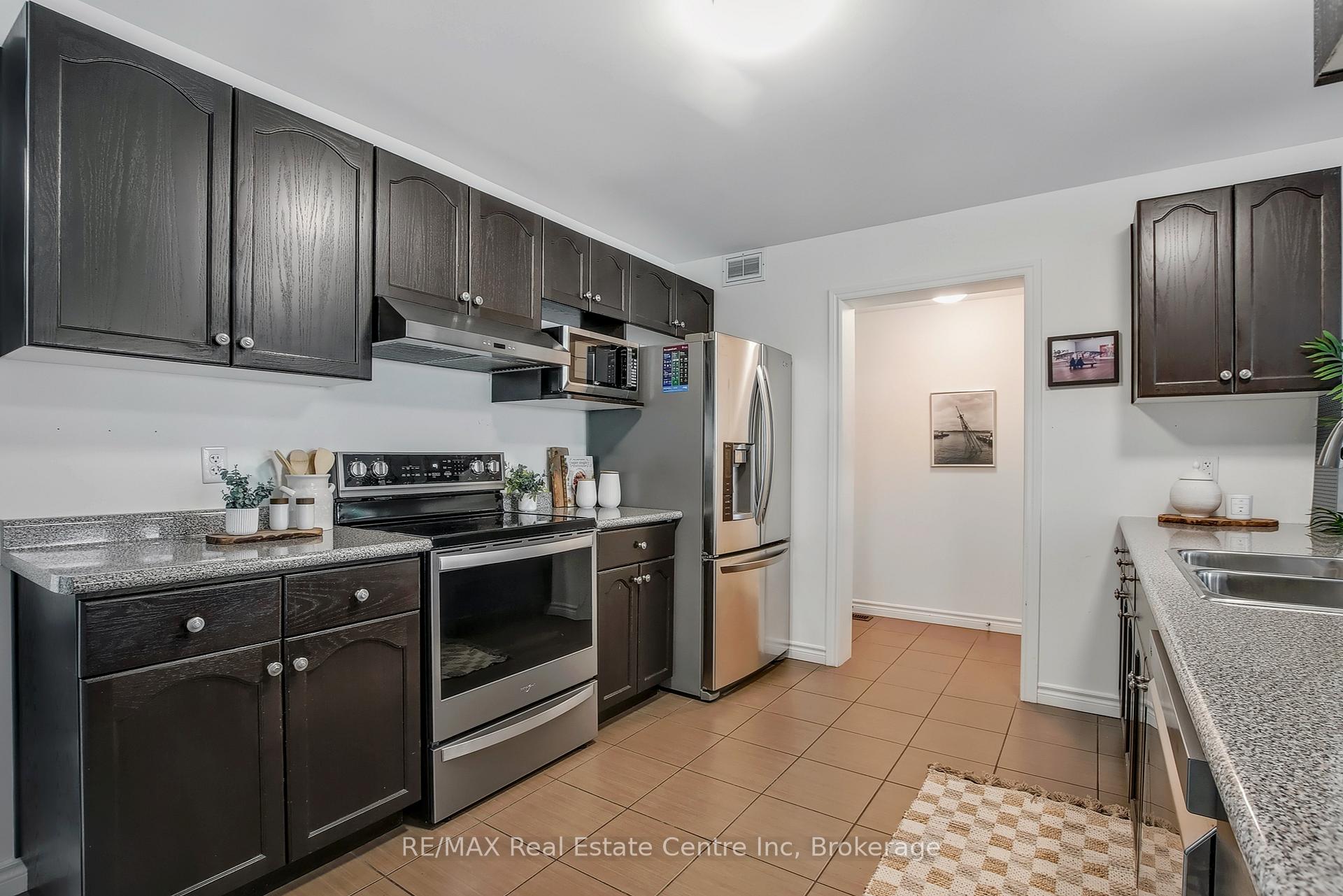 Photo 7 of 81 Mussen Street, Guelph, Victoria North — HOMEH