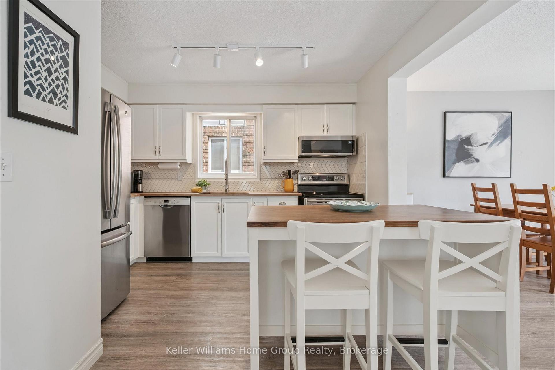 Photo 16 of 47 Buckthorn Crescent, Guelph, Grange Road — HOMEH