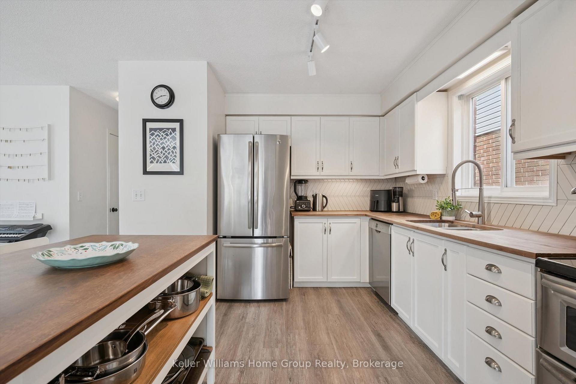 Photo 18 of 47 Buckthorn Crescent, Guelph, Grange Road — HOMEH