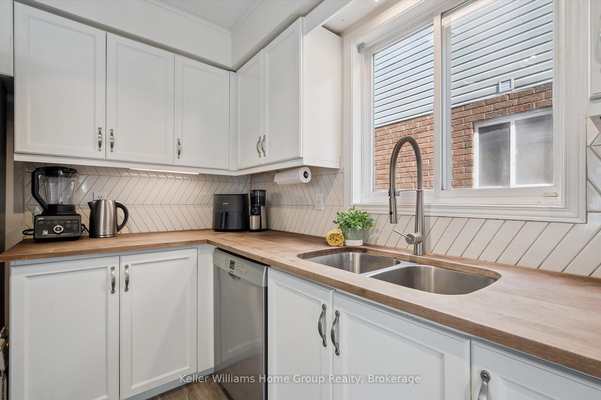 Photo 19 of 47 Buckthorn Crescent, Guelph, Grange Road — HOMEH