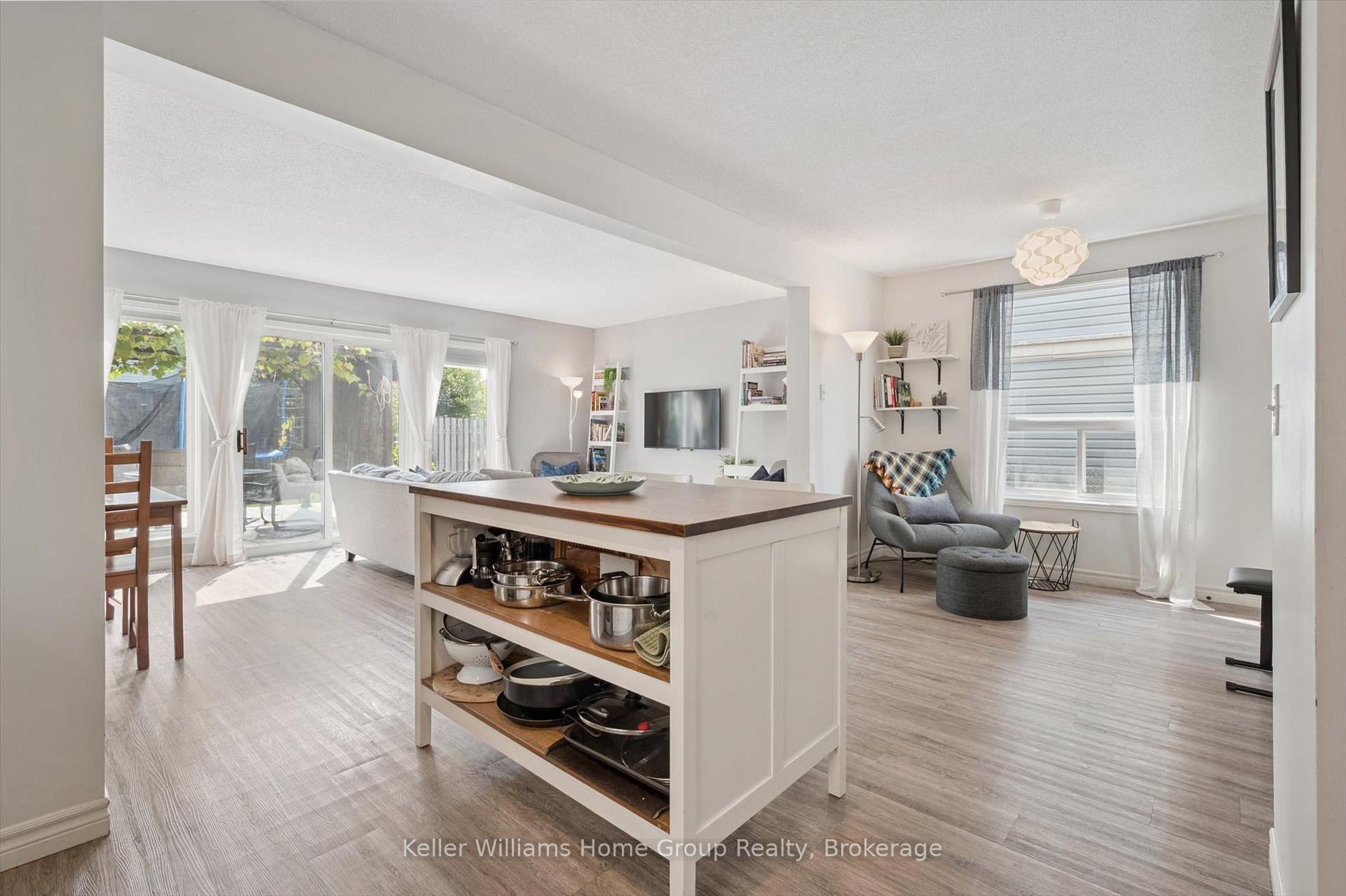 Photo 20 of 47 Buckthorn Crescent, Guelph, Grange Road — HOMEH