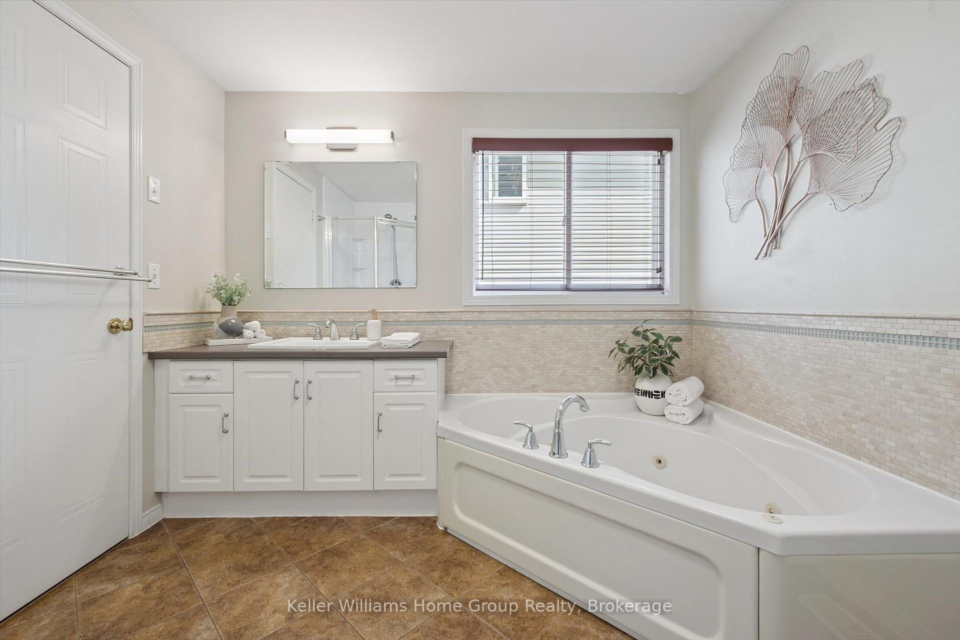 Photo 25 of 47 Buckthorn Crescent, Guelph, Grange Road — HOMEH