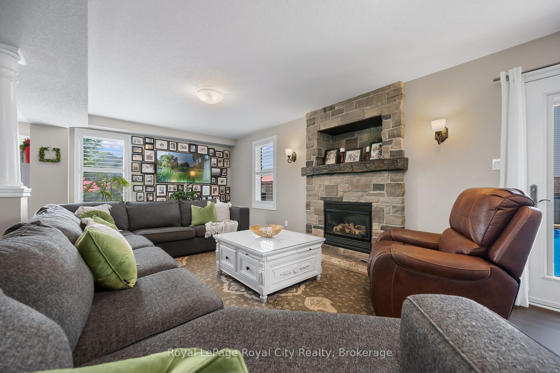 Photo 9 of 7 Marigold Drive, Guelph, Kortright Hills — HOMEH