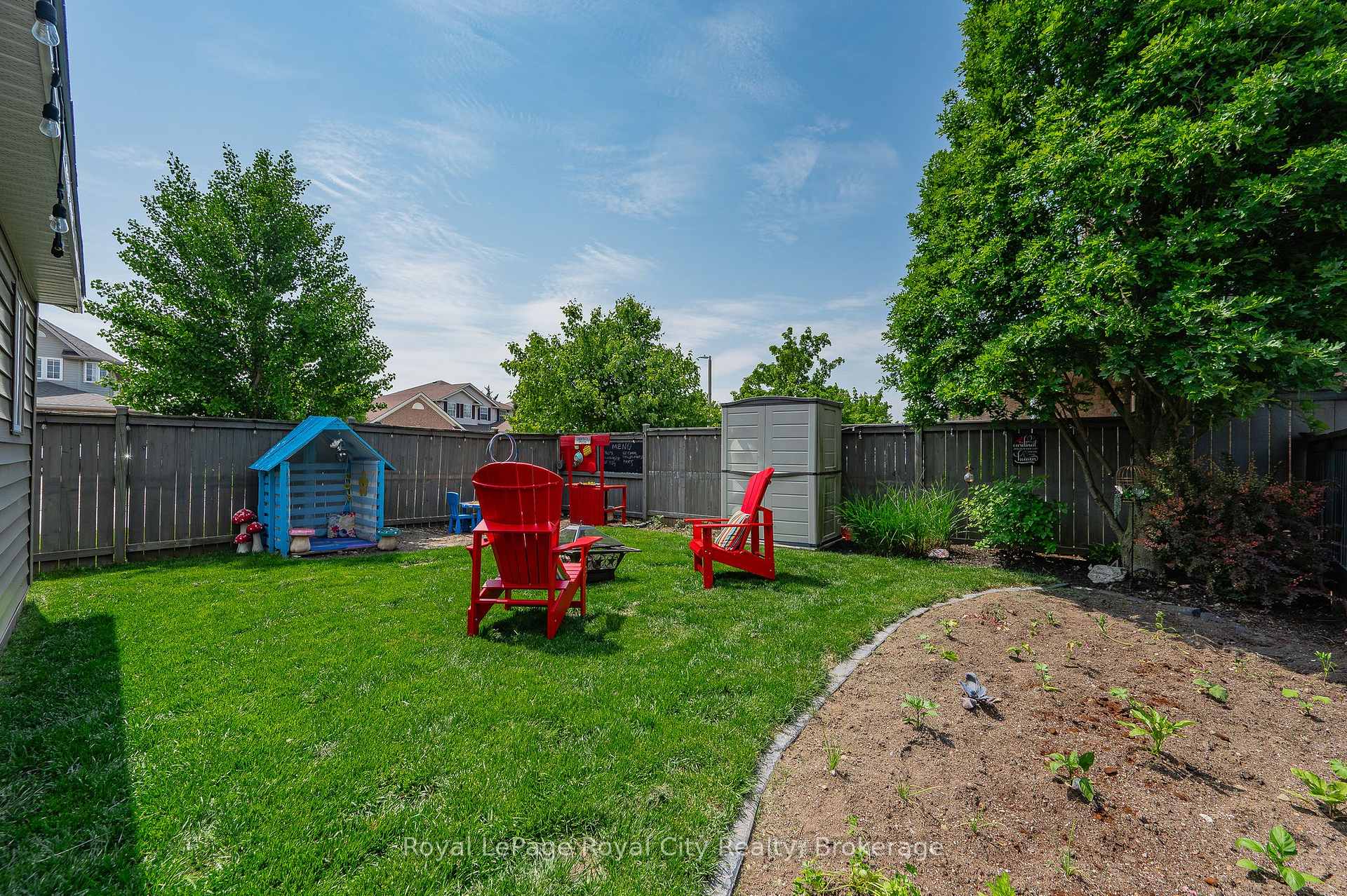 Photo 38 of 7 Marigold Drive, Guelph, Kortright Hills — HOMEH
