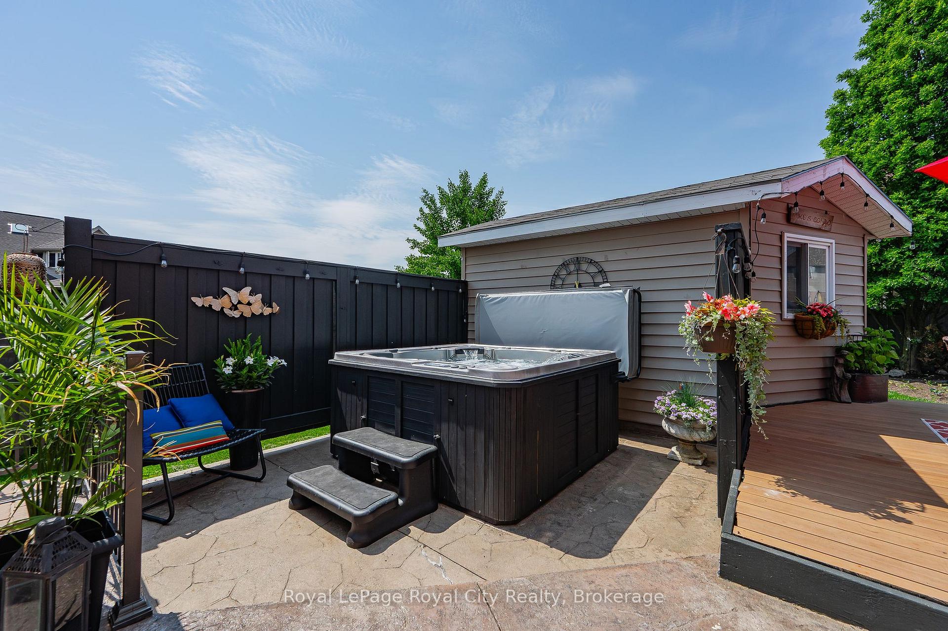 Photo 41 of 7 Marigold Drive, Guelph, Kortright Hills — HOMEH