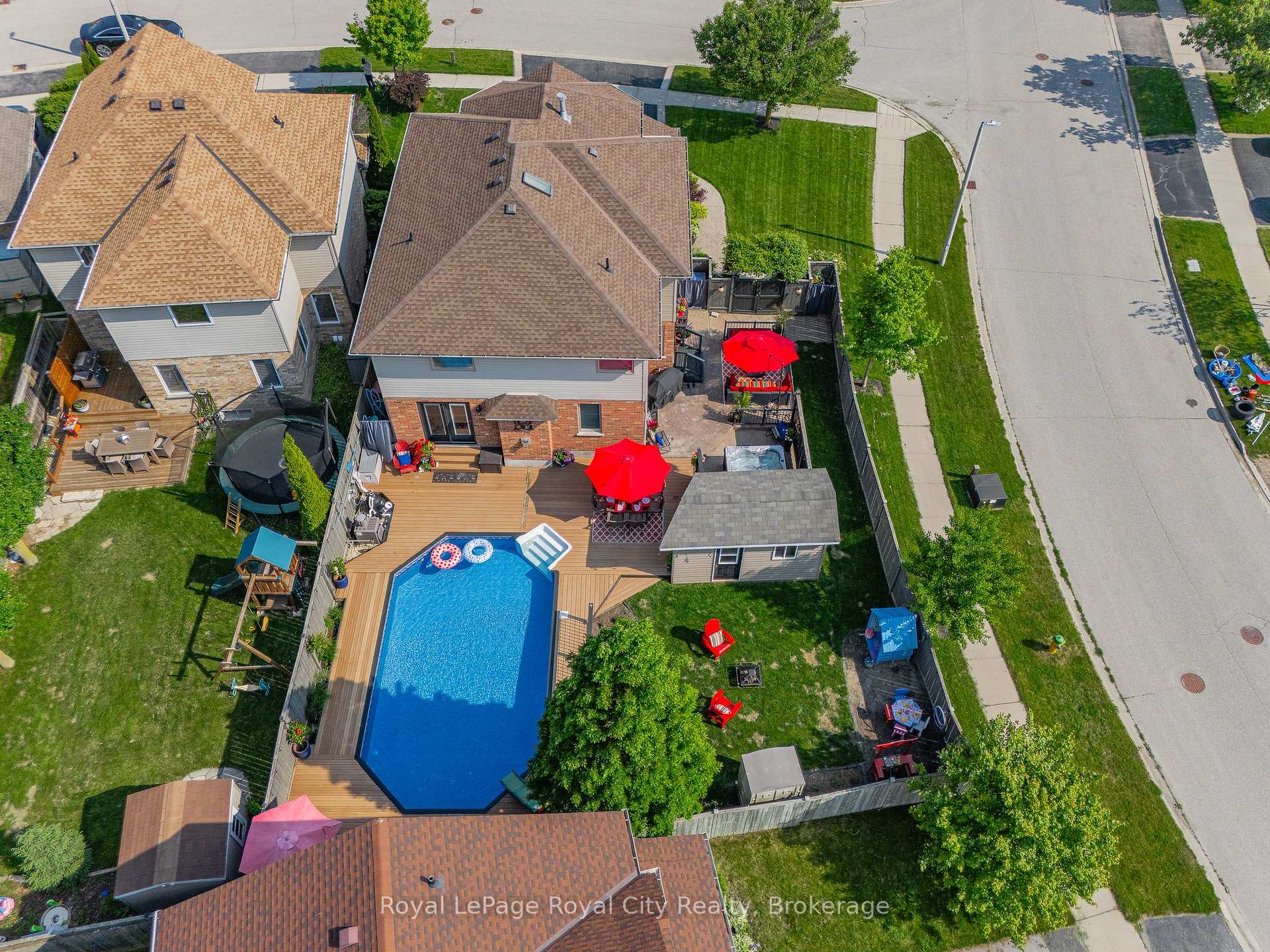Photo 47 of 7 Marigold Drive, Guelph, Kortright Hills — HOMEH