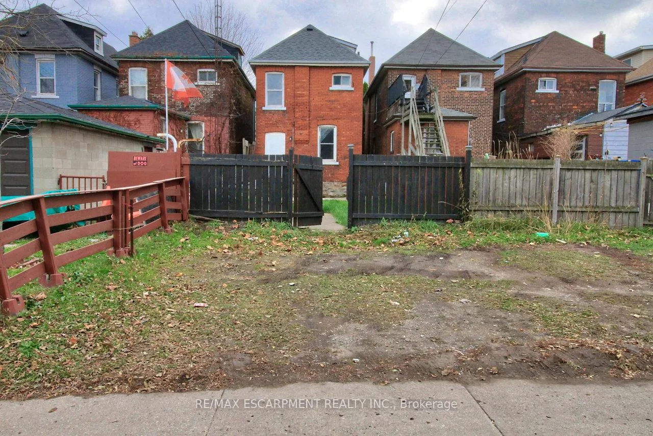 Photo 25 of 49 Nightingale Street, Hamilton, Landsdale — HOMEH
