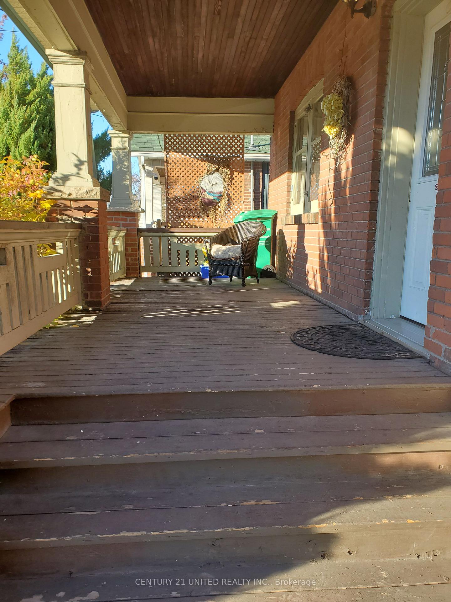 Photo 2 of 416 Rogers Street, Peterborough, Ashburnham Ward 4 — HOMEH
