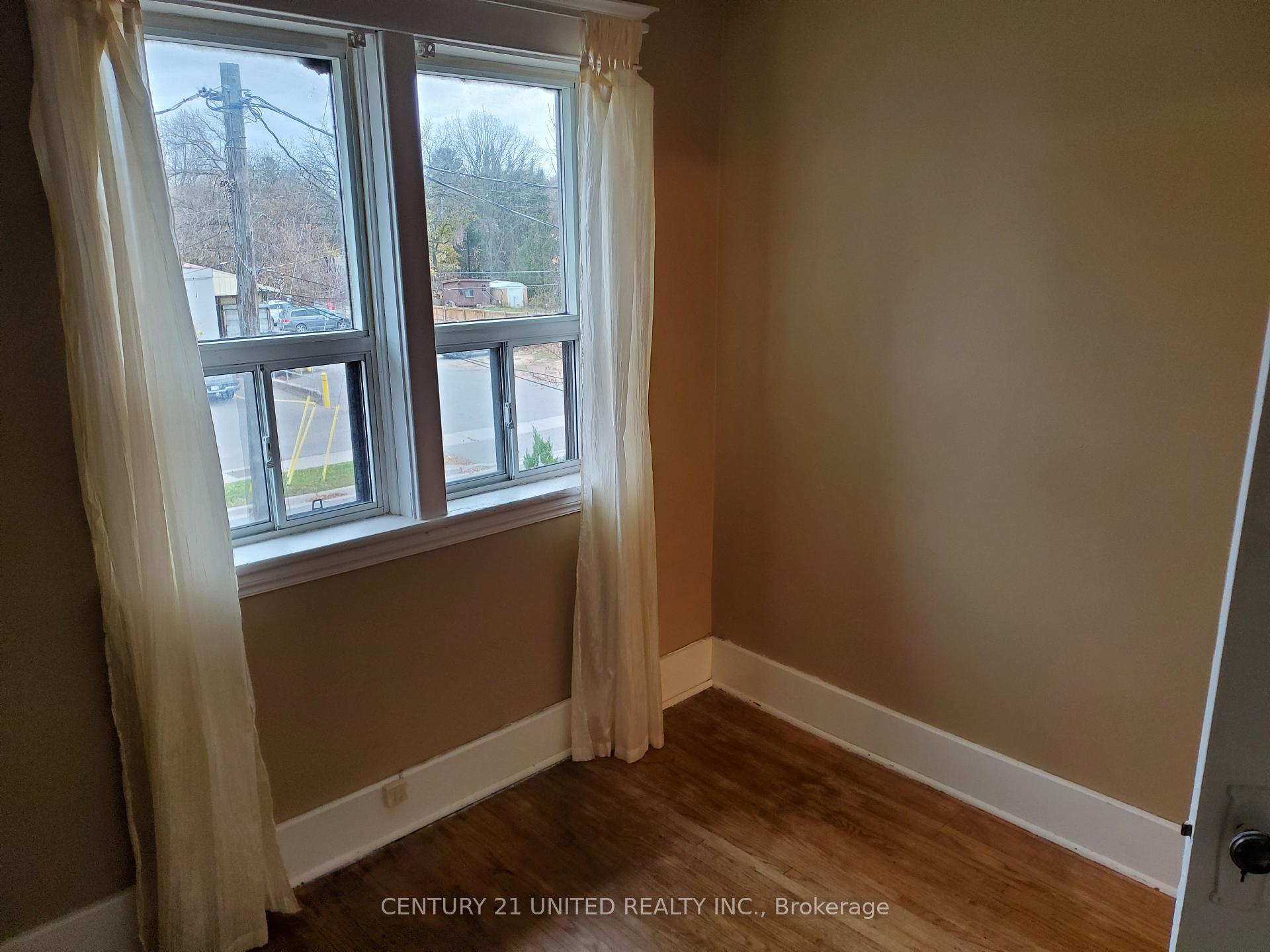 Photo 12 of 416 Rogers Street, Peterborough, Ashburnham Ward 4 — HOMEH